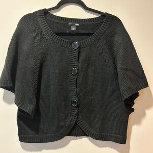 H&M Black Cropped‎ Short Sleeve Sweater Shrug Buttons Women’s Large